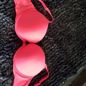 VICTORIA Secret Sexy Push Up Bra NWT